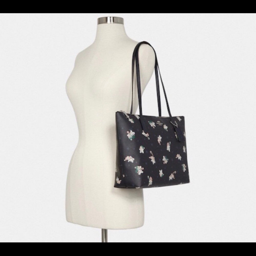 Coach Limited Edition Snowman Graphic Tote Zip Top Brand New W Tags